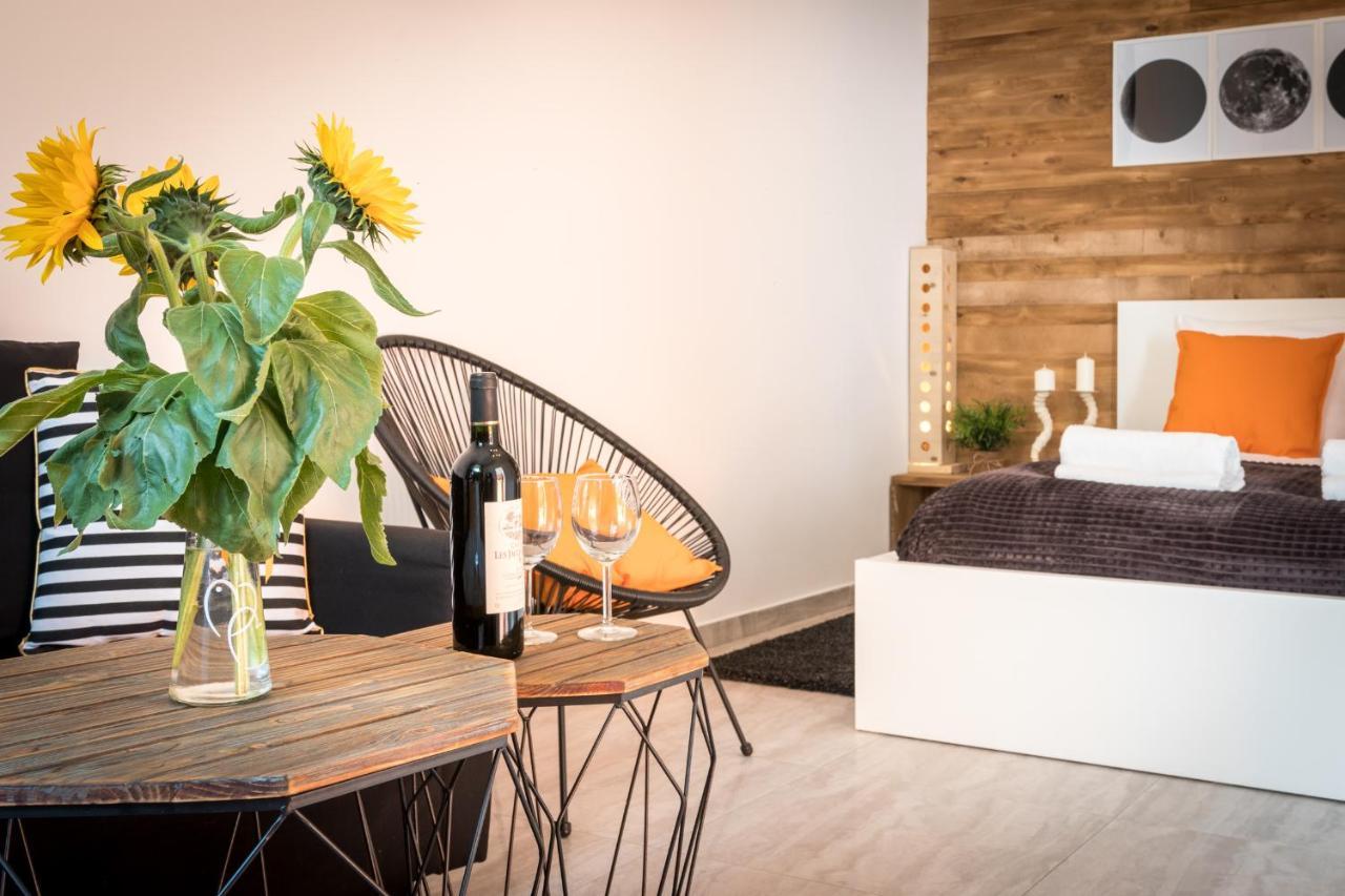Cracow Best Location Apartment With Garden By Cozyplace คราคูฟ ภายนอก รูปภาพ