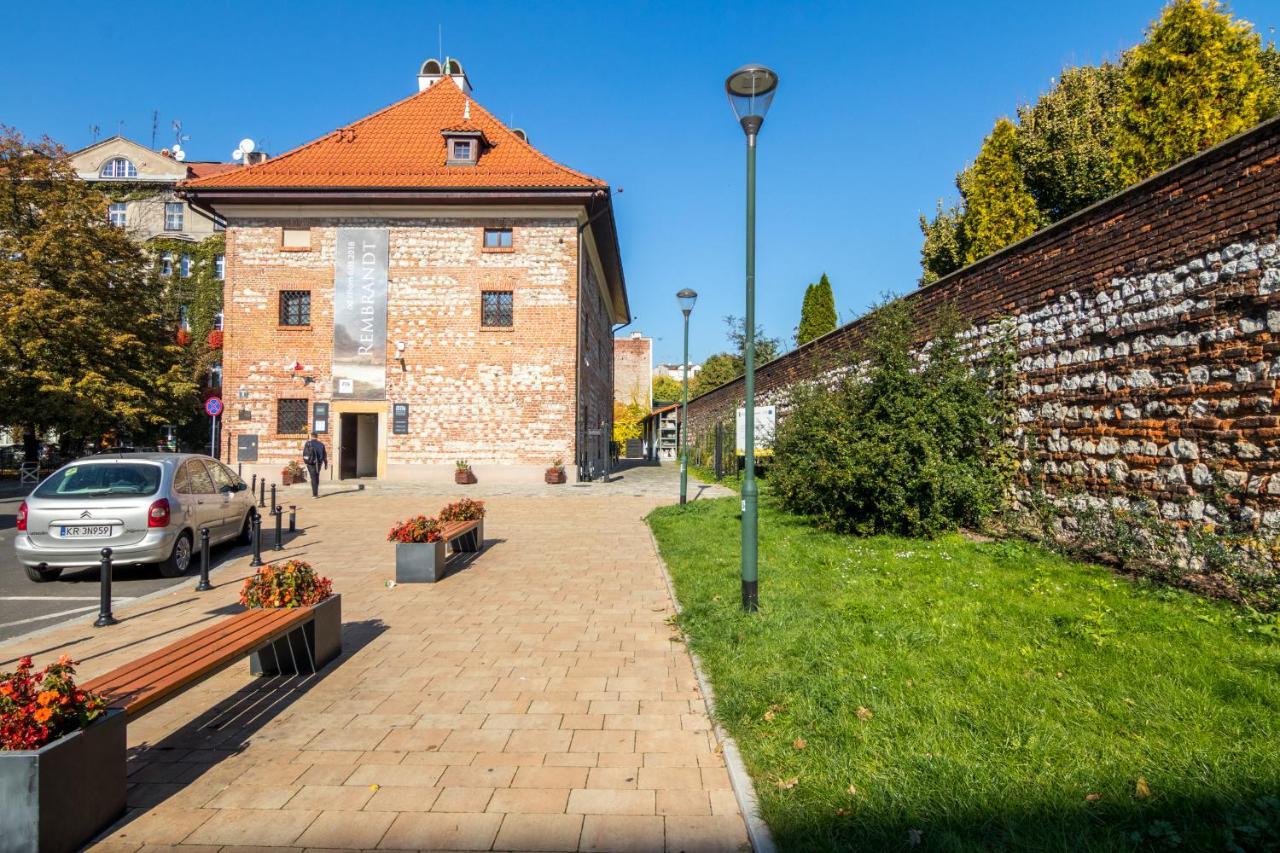 Cracow Best Location Apartment With Garden By Cozyplace คราคูฟ ภายนอก รูปภาพ